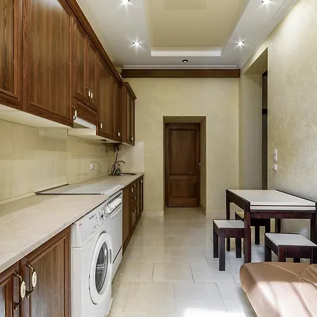Apartment Novyi *